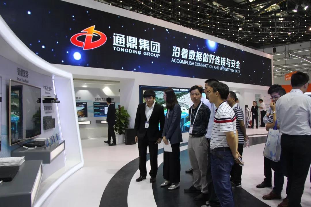 27f24111f35a464b27e63f89b8277b70