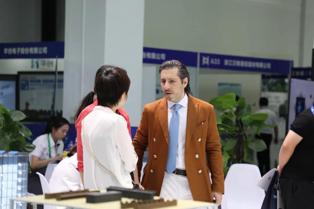 17cf1690bb83b6d0474a15704fd2b79c